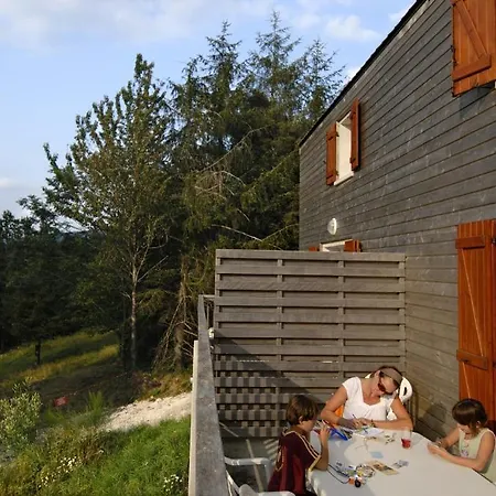 Le Domaine Des Sources 2*